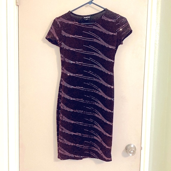 Bebe short sleeve body con sequin Bebe dress NWOT - Picture 1 of 4